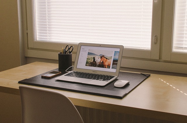 home-office-438386_640 (1)